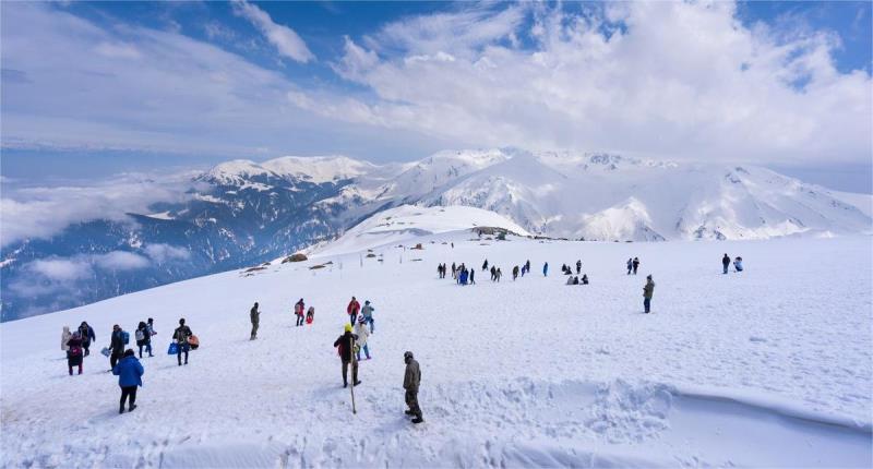 Kashmir Family Tour Package